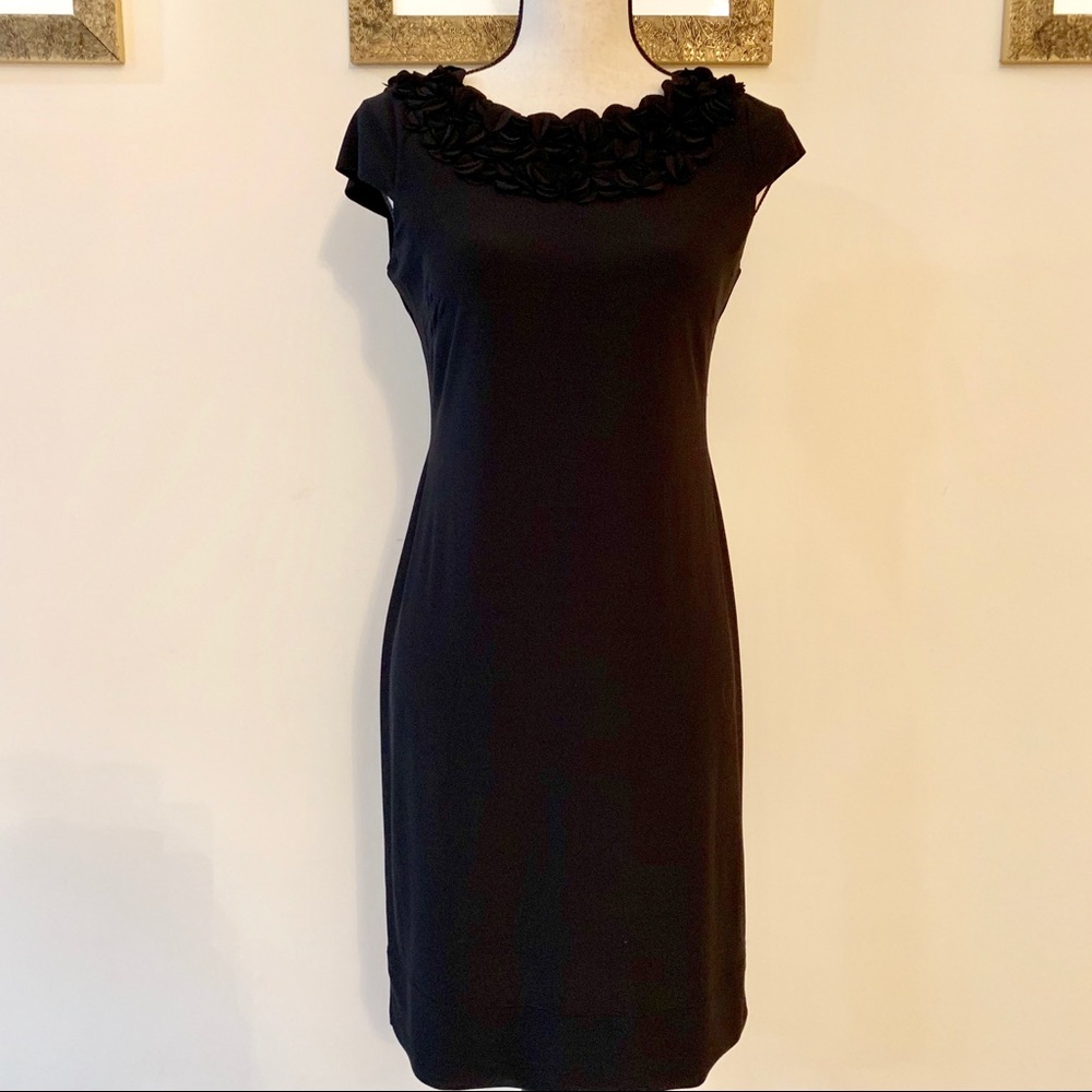 Just... Taylor Black Embossed Floral Dress Size 4